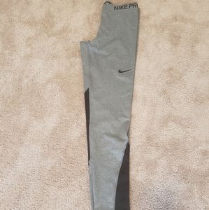 Womens Nike athletic leggings